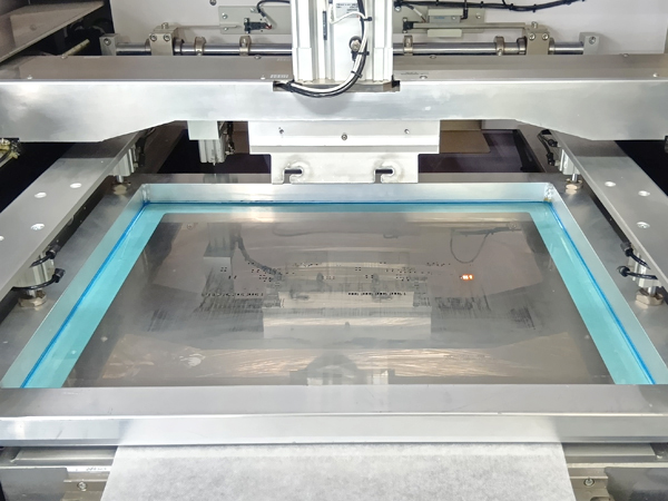 クリームはんだ印刷機MS-710（日立製作所）